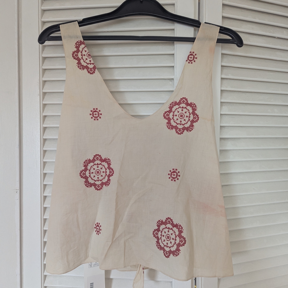 Floral Embroidered Cream Tank Top XS
